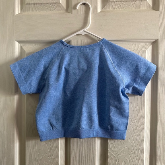 Workout crop top - Picture 3 of 3